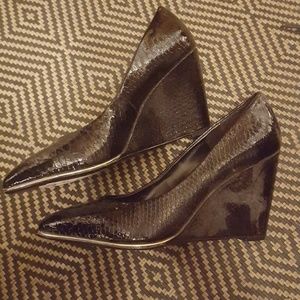 expression Shoes - Heeled wedges (snakeskin design with gold trim) expression Shoes - Heeled wedges (snakeskin design with gold trim)
